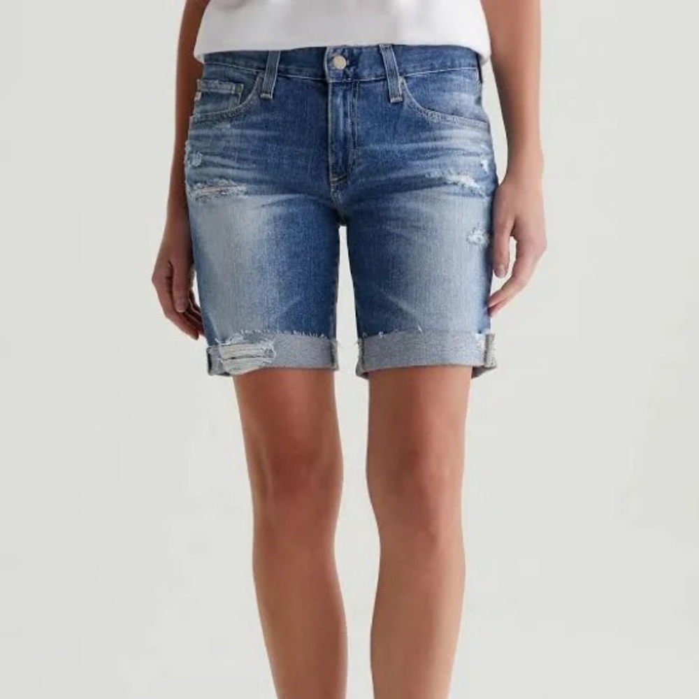 AG Nikki Relaxed Skinny Denim Short size 29 NWT